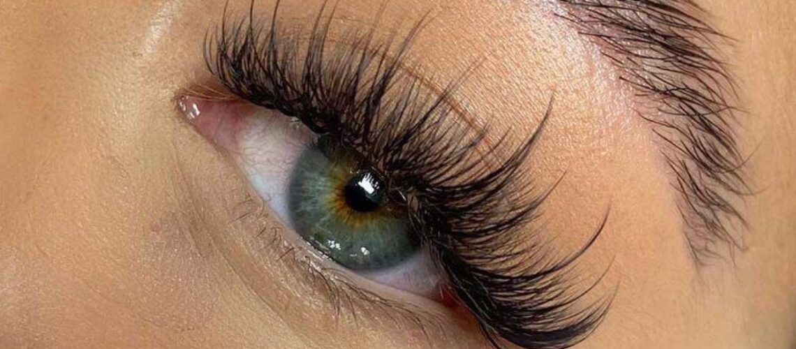 AFTER-CARE TIPS FOR EYE-LASH REFILL